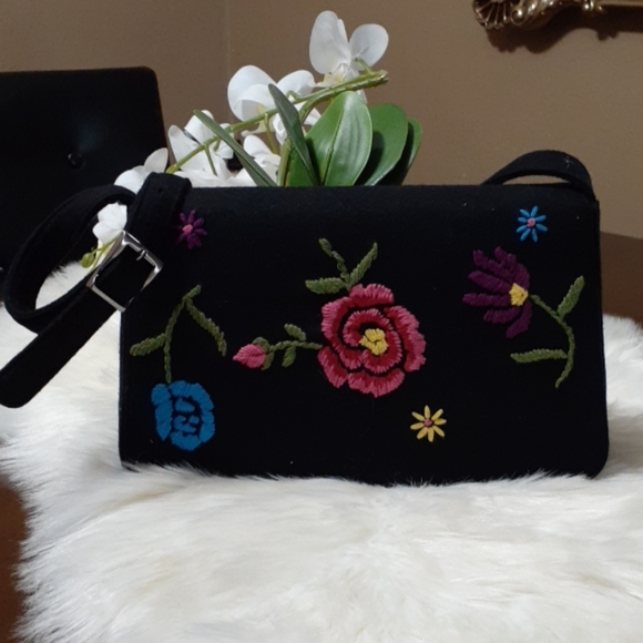 Blaine Trump Handbags - NWOT Blaine Trump Bag